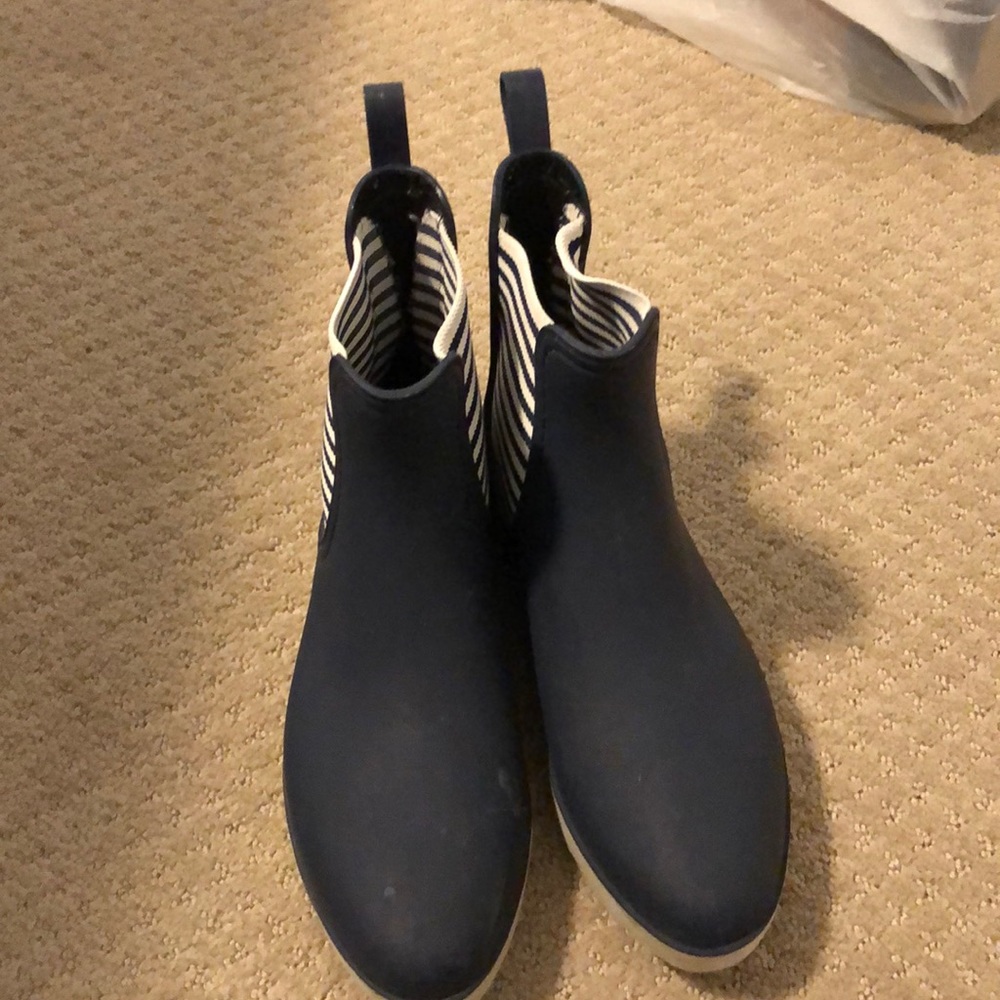 rain boots
